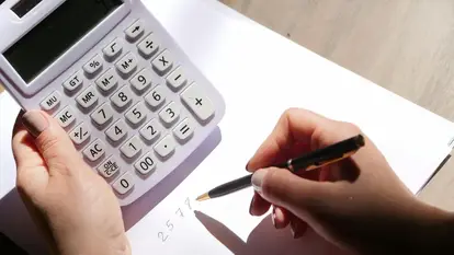 Kindel Media Kostenloses Stock Foto zu berechnung, elektronisches gerät, festhalten