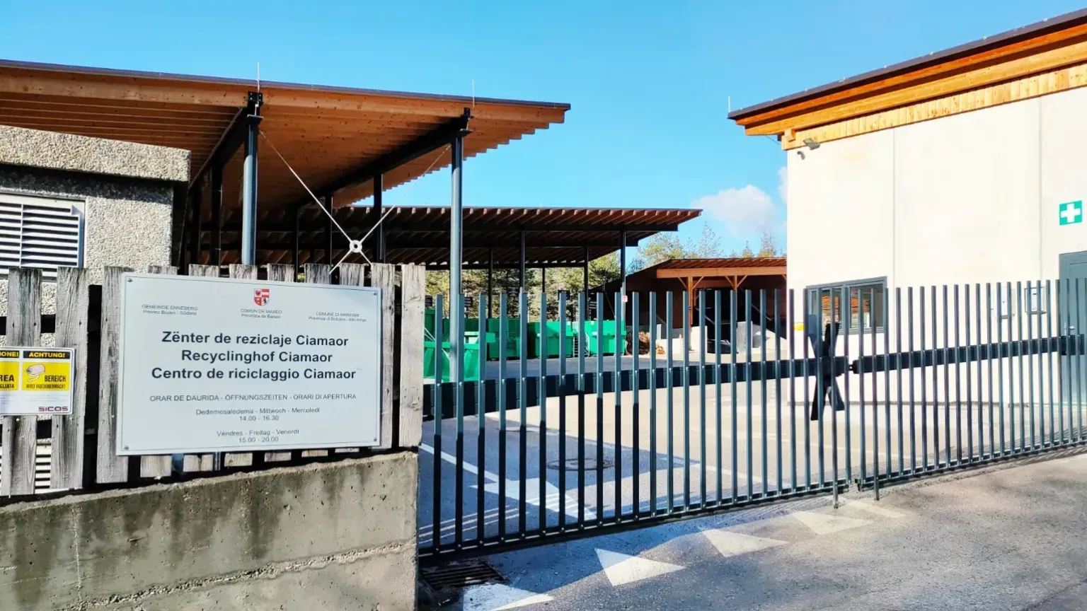 Centro di riciclaggio Ciamaor orari